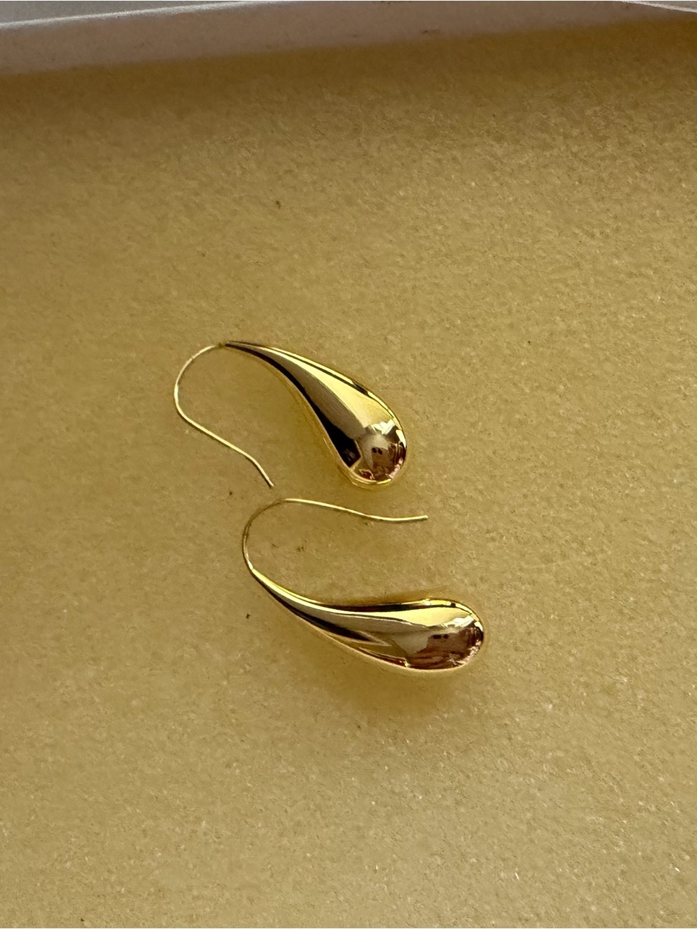 4/$100 Ss18KP Elegant Gold Teardrop Hook Earrings - Women Jewelry